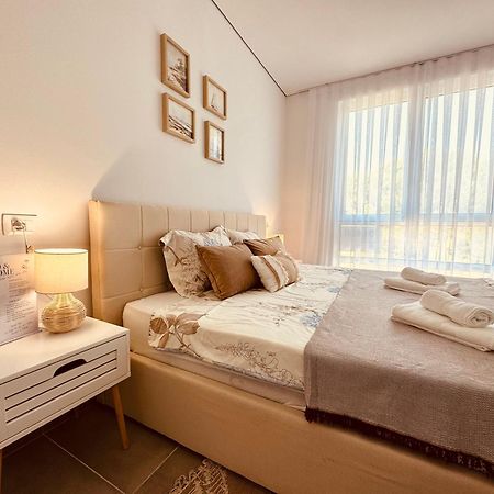 M&E Premium Apartments - San Pietro Durrës Zewnętrze zdjęcie